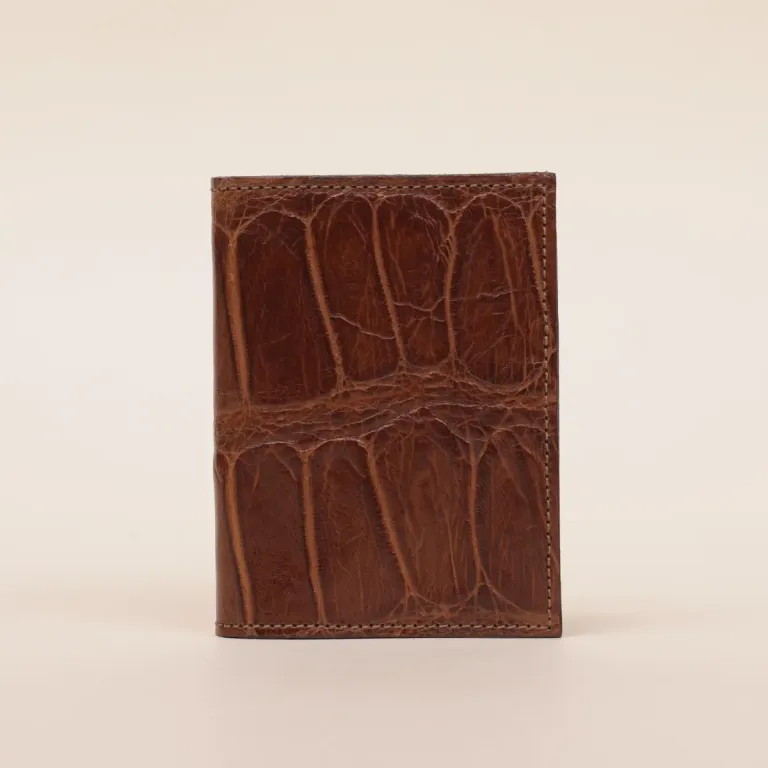 No. 2 card wallet in Vintage Brown American Alligator - ID 001 - front view