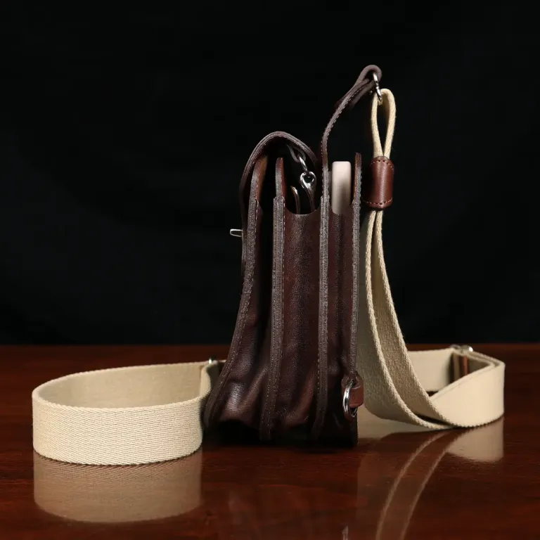 Gadabout crossbody bag - showing the side view