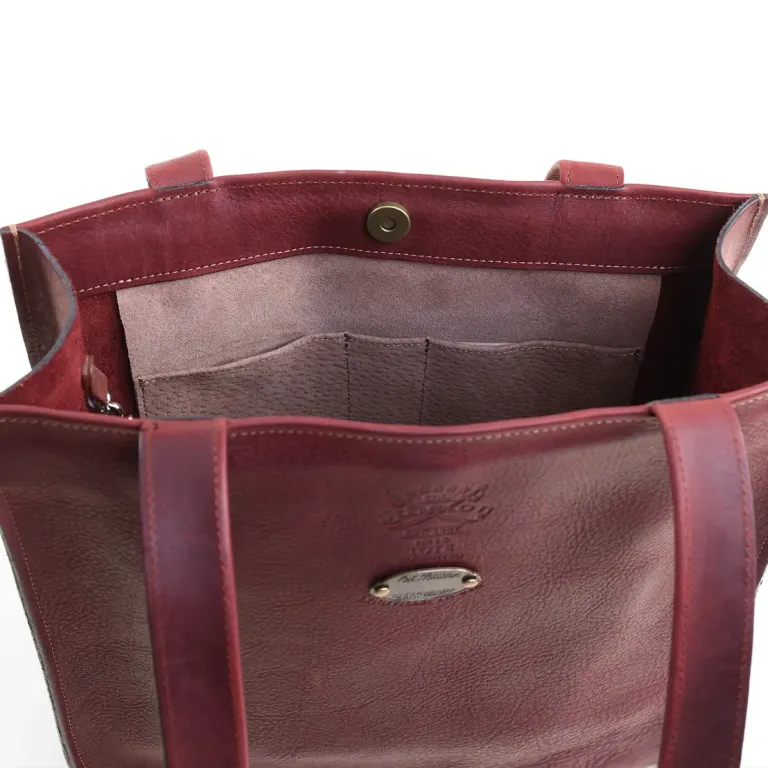 No. 9B tote in Colonel's Private Stock - view of pockets