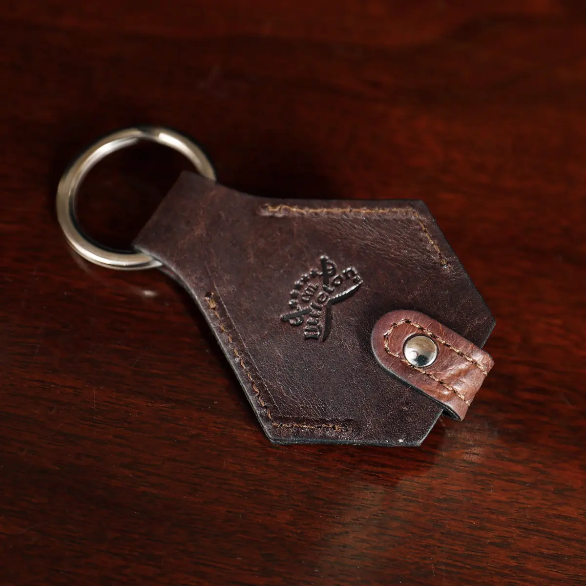 no9 tobacco buffalo key ring with alligator strap with personalization - back view