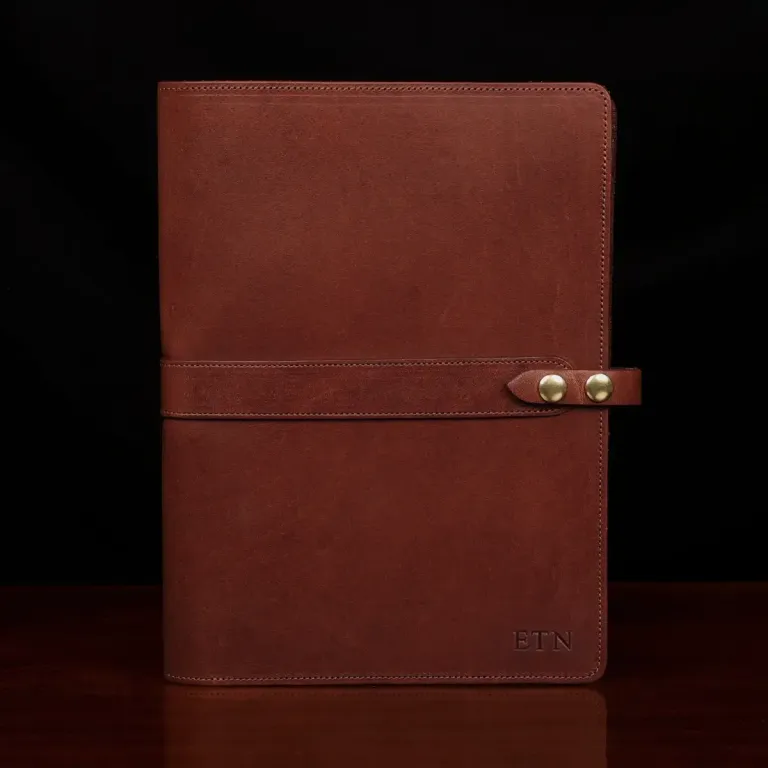 front view of No. 18 Portfolio in American Steerhide