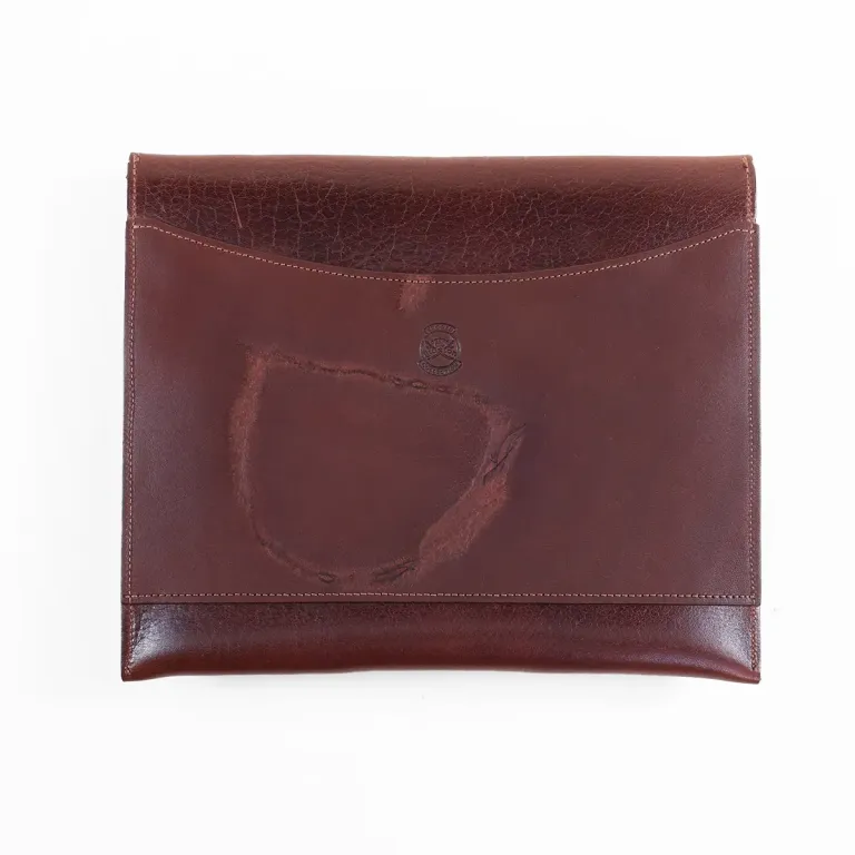 leather conceal carry pouch made of rugged tobacco buffalo leather